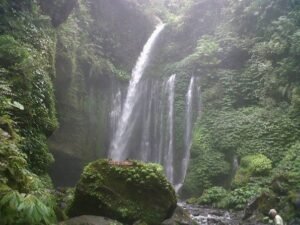 Air Terjun Lombok Tiu Kelep