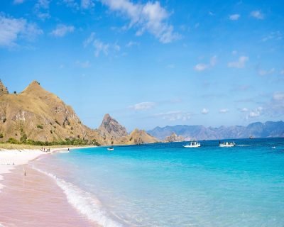 wisata lombok pantai pink